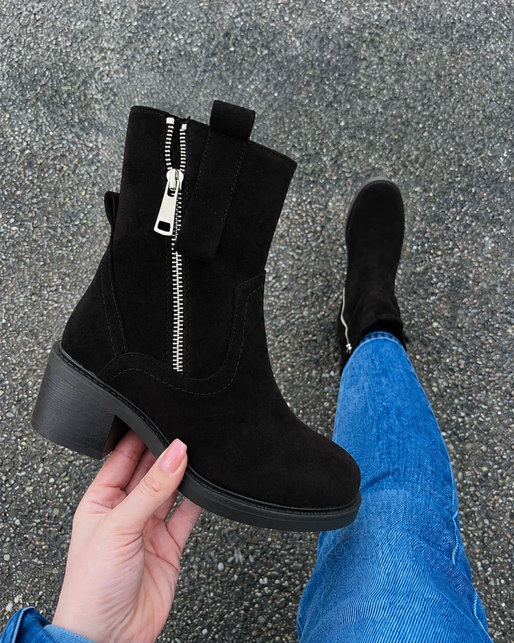Chantal Black Boots
