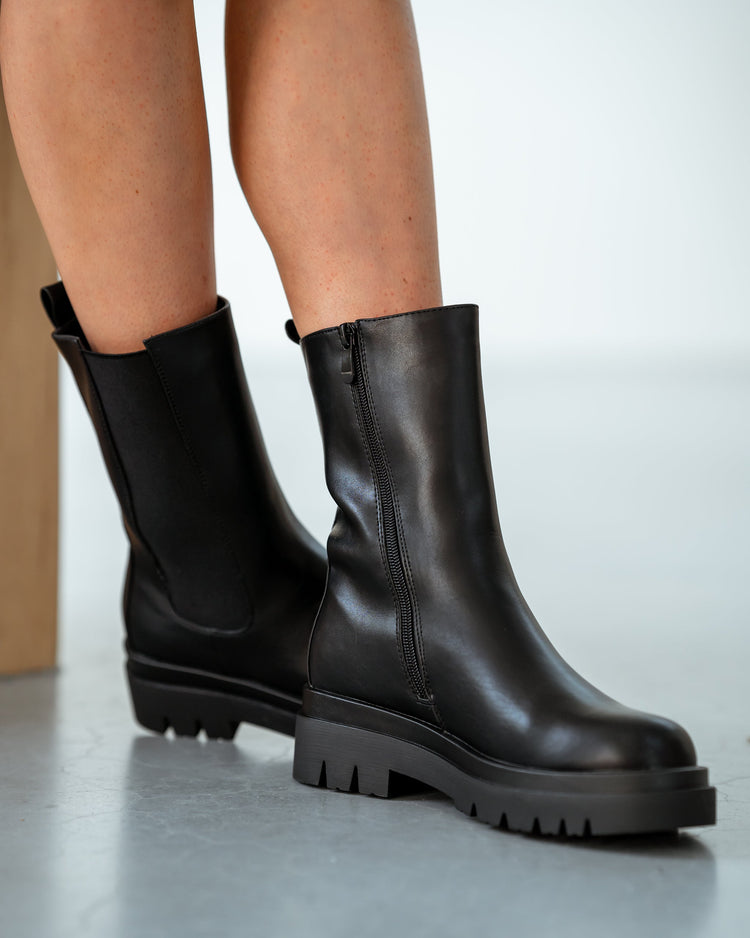 Chelsea High Boots