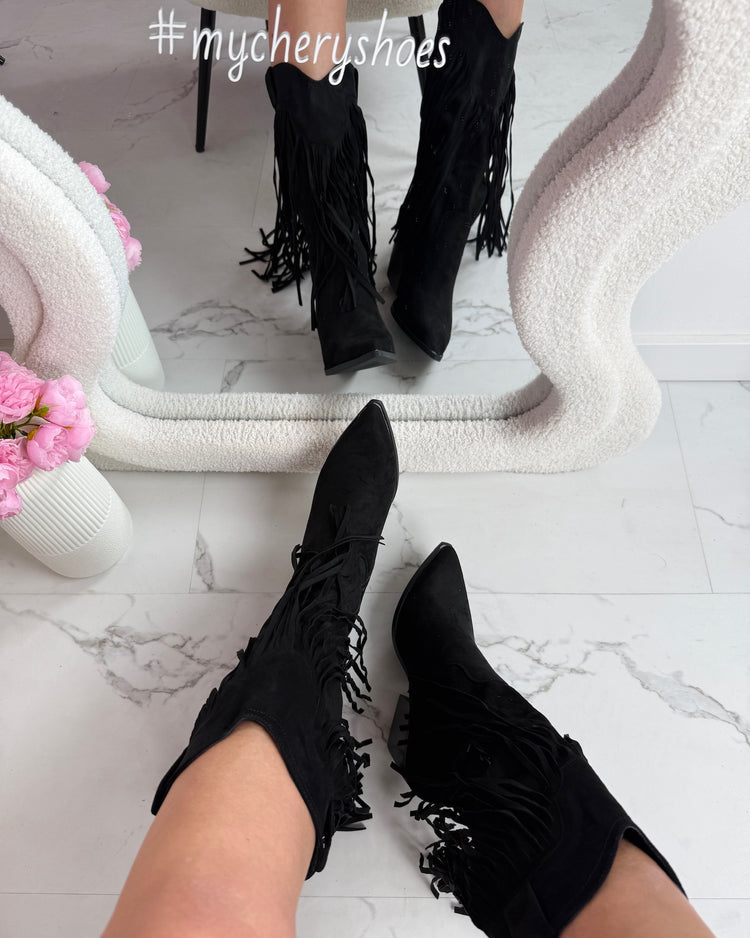 High Black Boots with Fringles