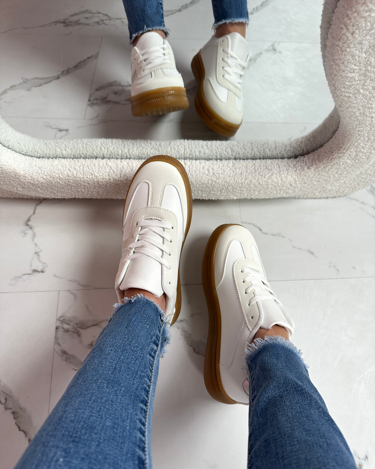 Fine White Sneaker