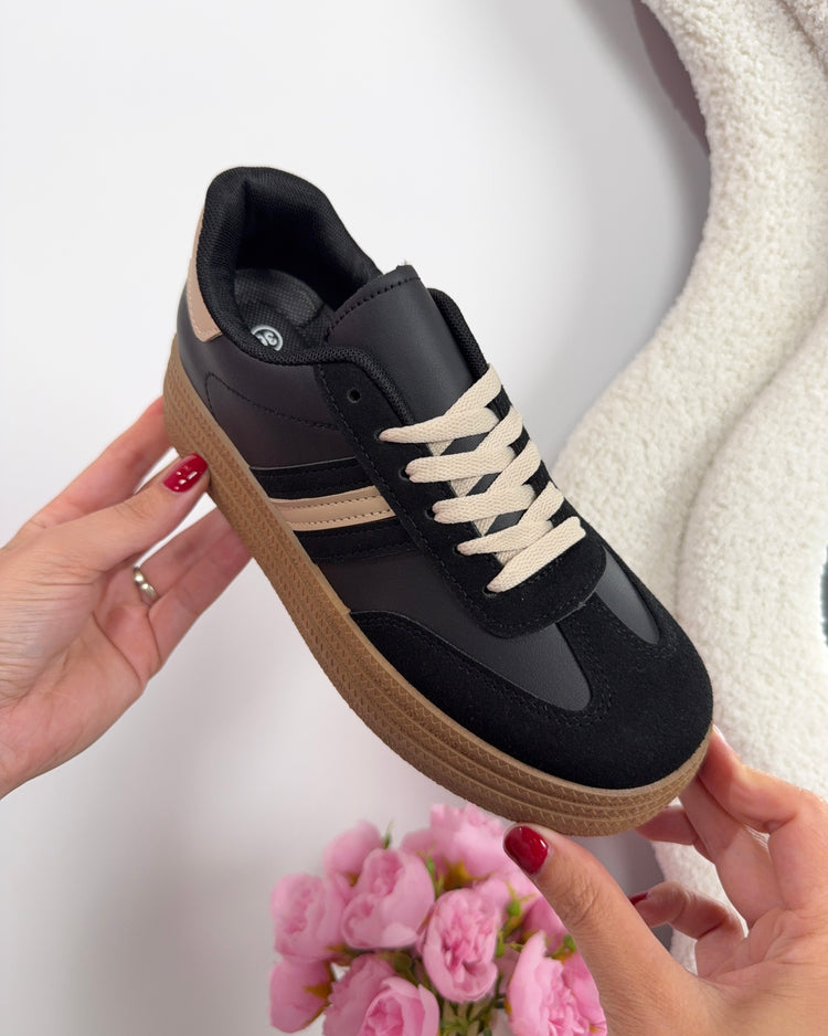 Ramona Black Sneaker