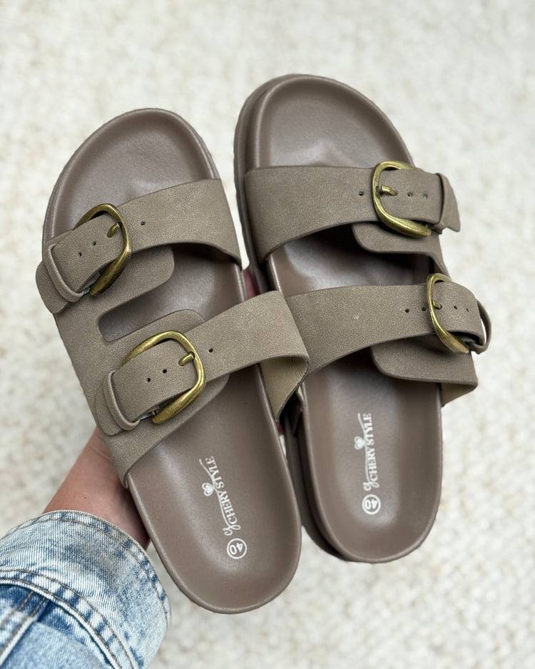 Rikki Khaki Slides