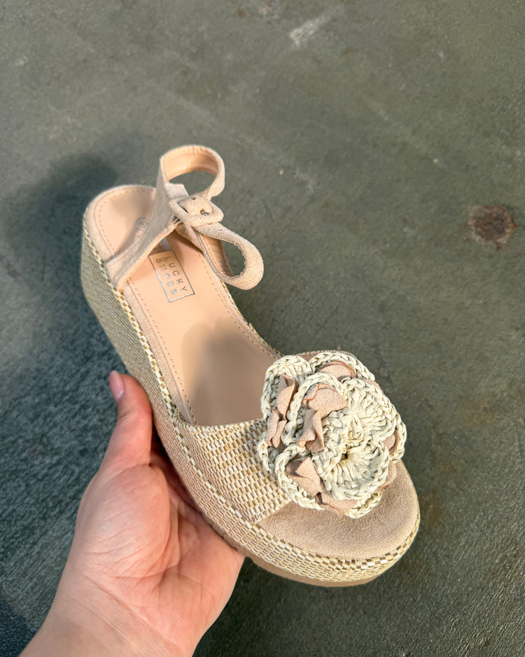 Flower Beige Wedge