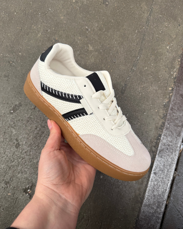 Kenza Black Sneaker