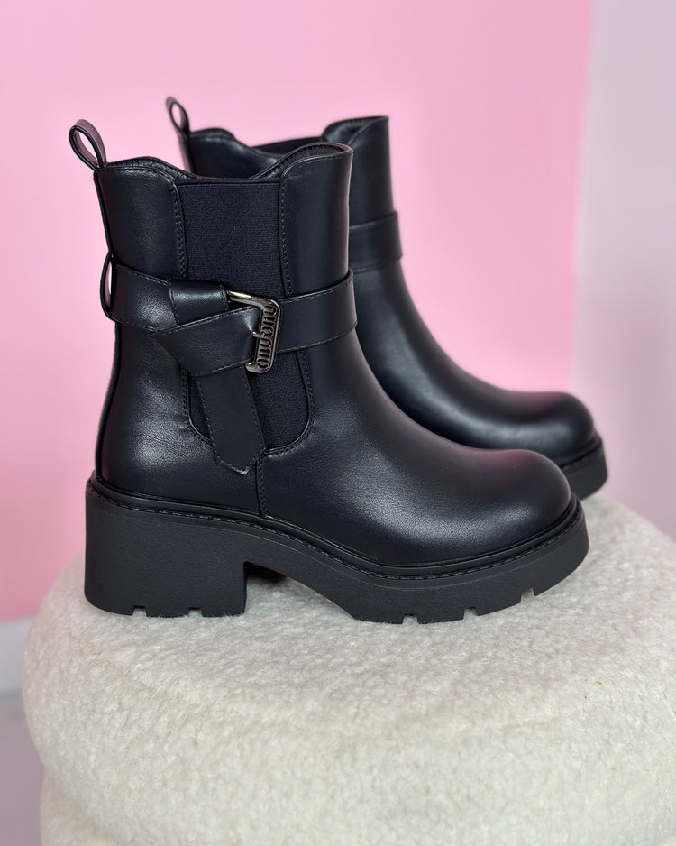Bianca Black Boots