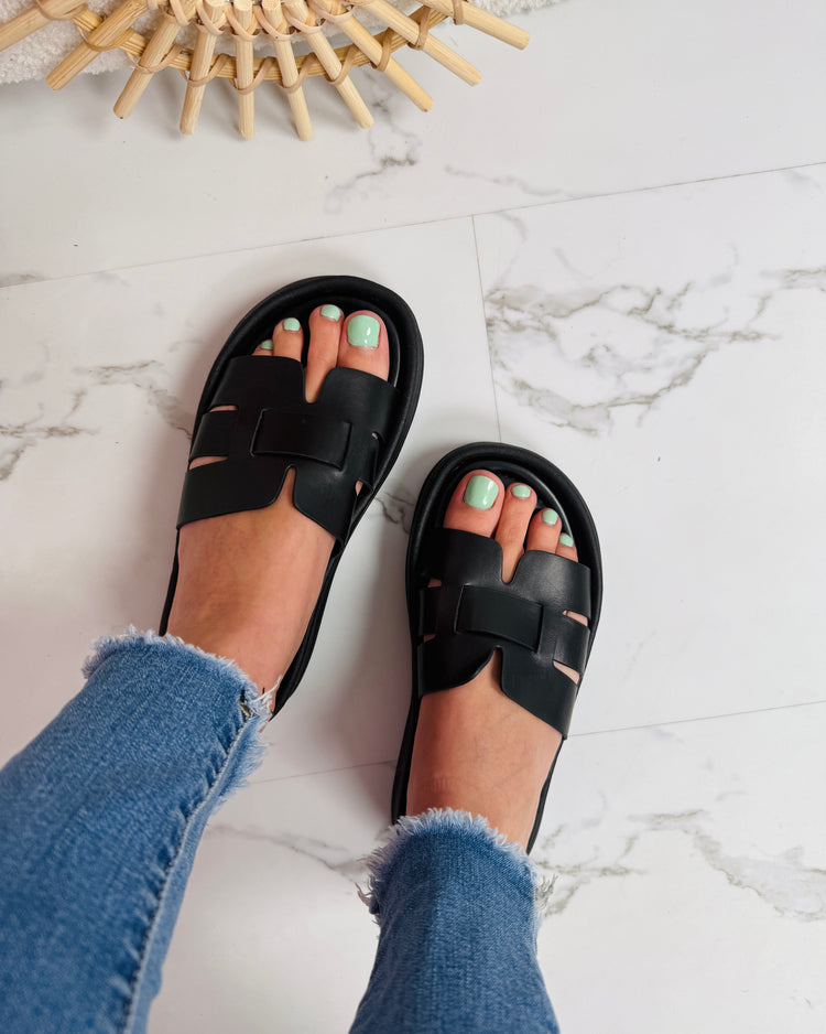 Ines Black Slipper