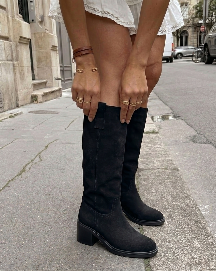 Saar High Black Boots