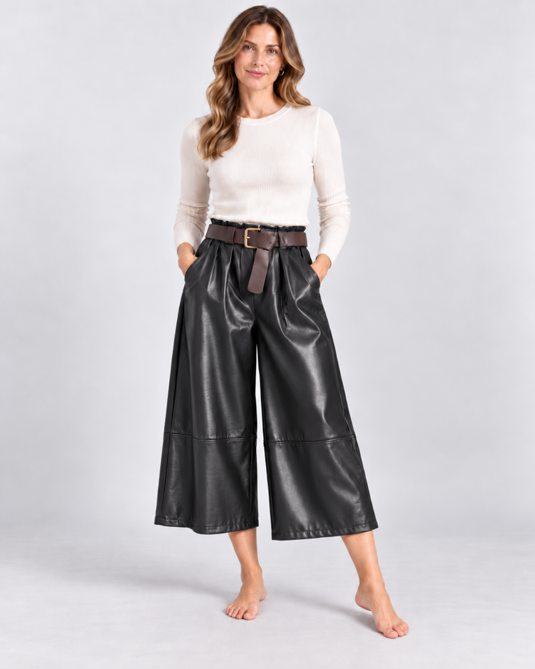 Leatherlook Cropped Wide-Leg Pants in black