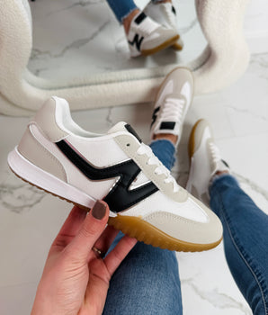 Yoni Grey Sneaker