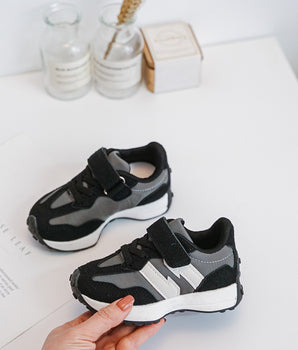 Kids Bestseller White Sneaker