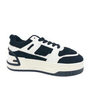 Daniela Black Sneaker