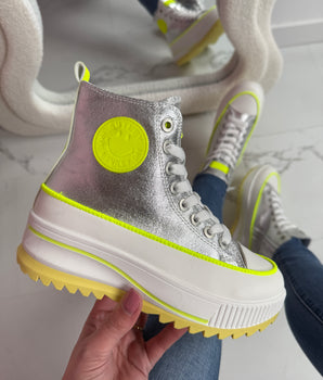 Sneaker argenté des smils