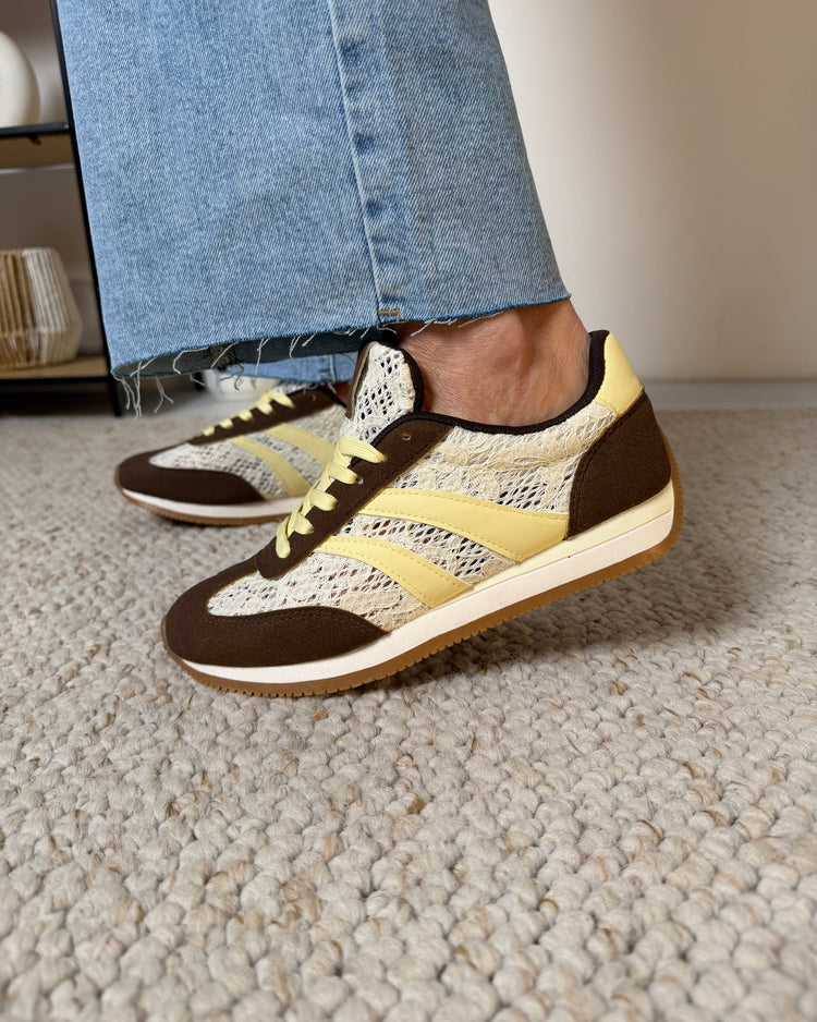 Fienna Brown Sneaker