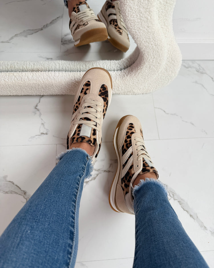 Jana Leo Sneaker