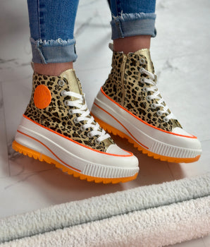 Sneaker beige smils
