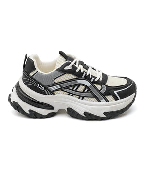 520 Black Sneaker