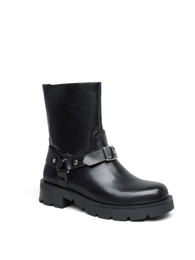 52101 Black Boots