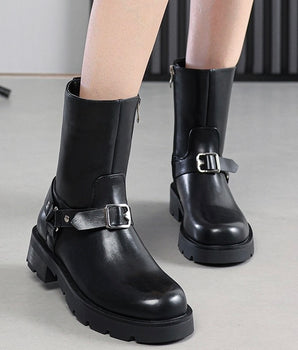 52101 Black Boots