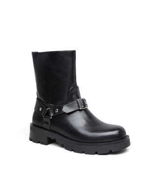 52101 Black Boots