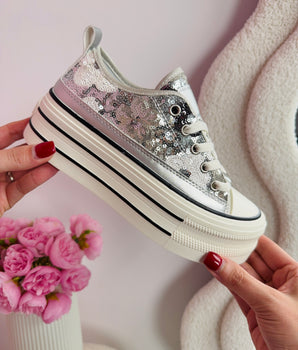 Pleun Low Silver Sneaker