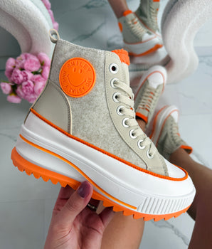 Emoji Beige Sneaker