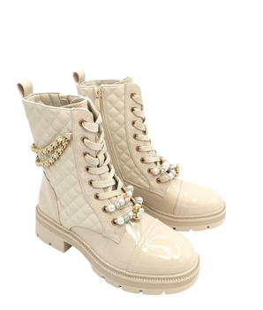 Detail Lak Boots Beige