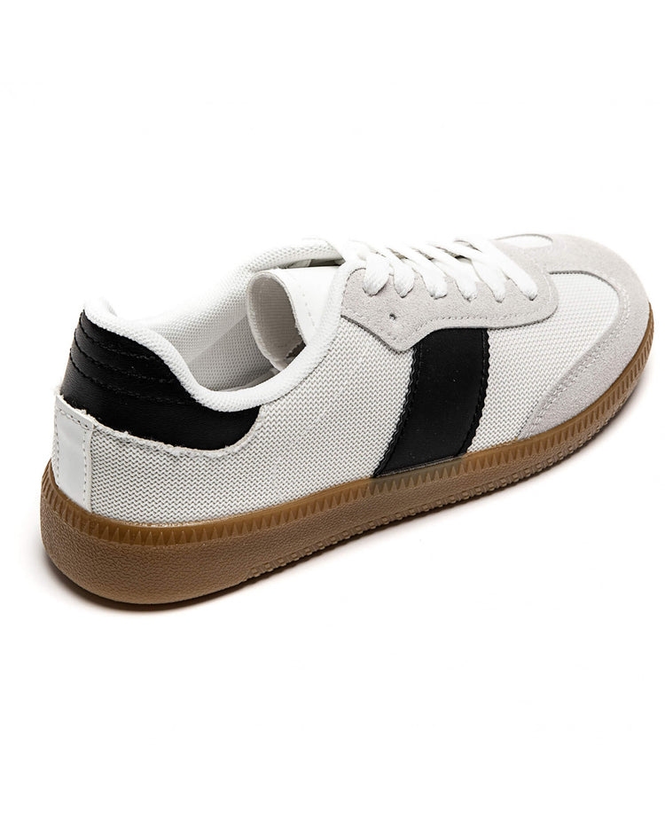 8965 White Sneaker