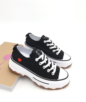 Gretha Black Sneaker