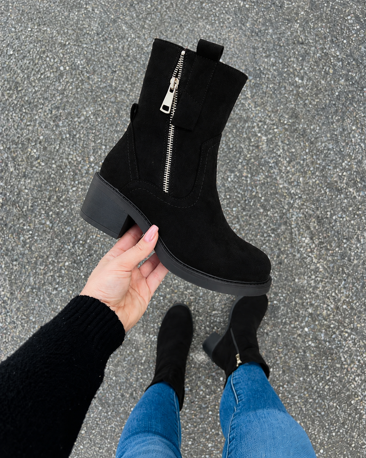Chantal Black Boots