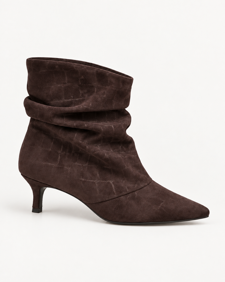 Nina Brown Haklaars