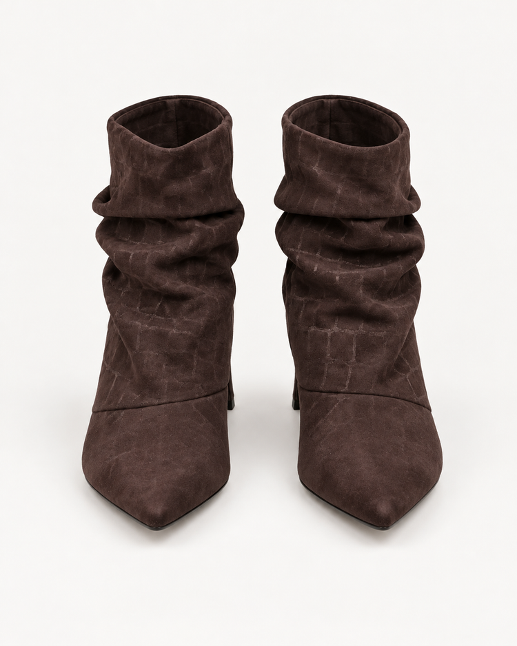 Nina Brown Haklaars
