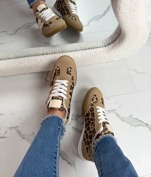 Yoni Leo Sneaker