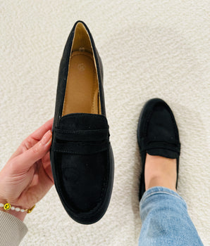 519 Black Loafer