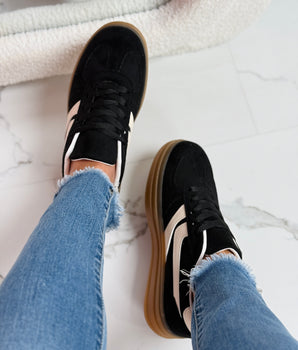Razia Black Sneaker