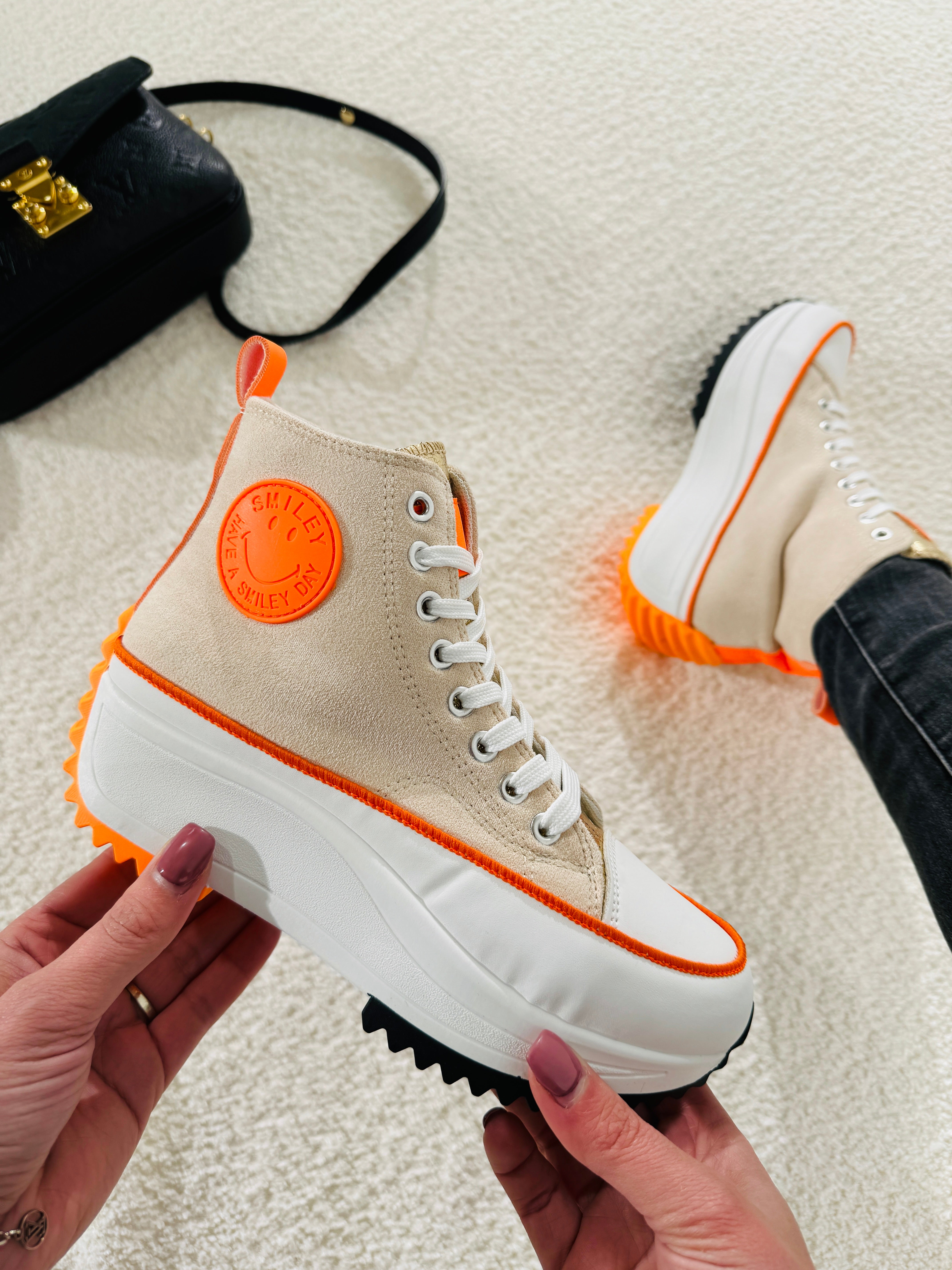 671 Orange Sneaker