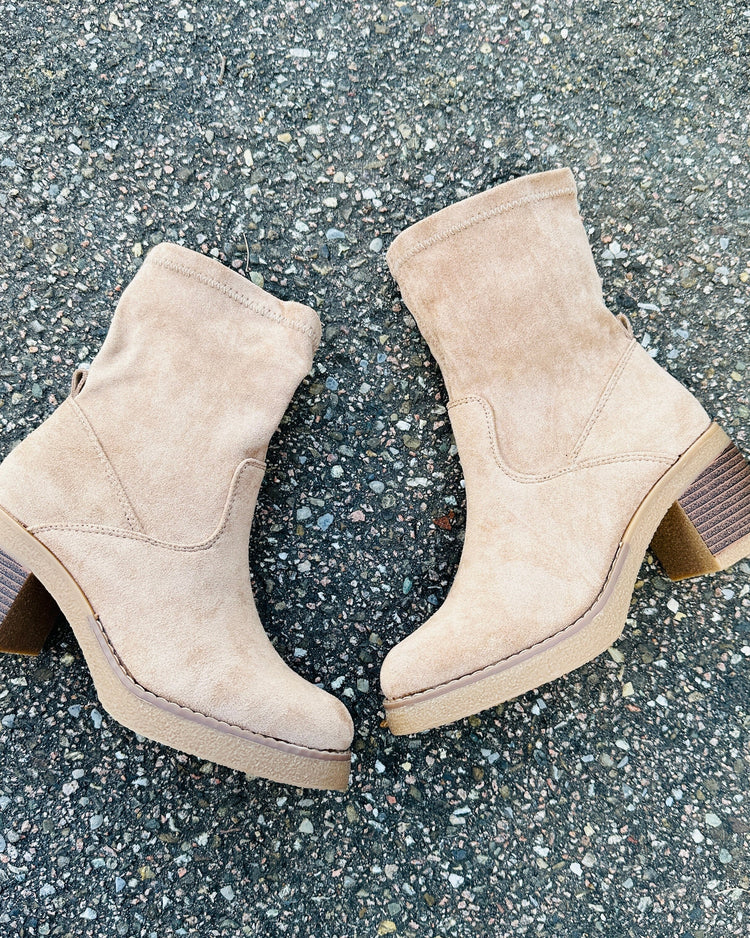 Khaki 27 Boots