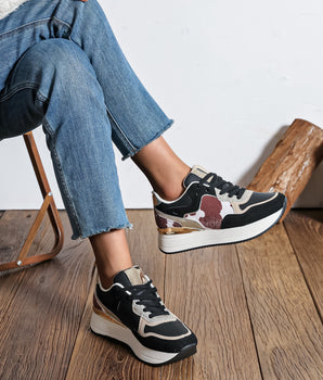 Solange Black Sneaker