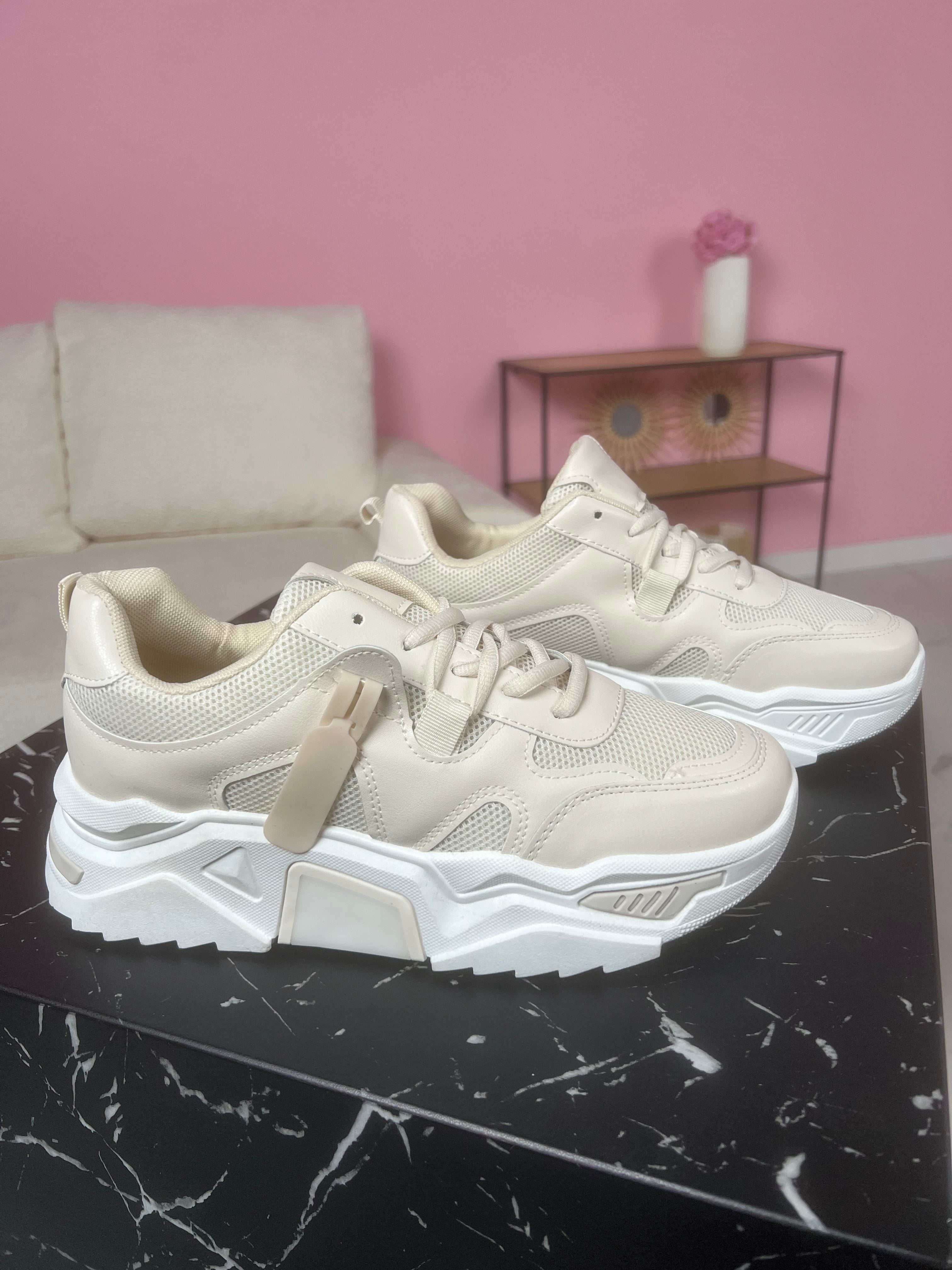 759 Beige Sneaker