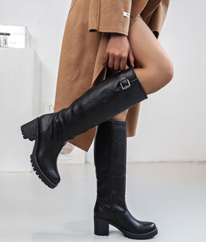 High Gesp Black Boots
