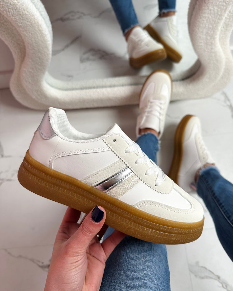Fine White Sneaker