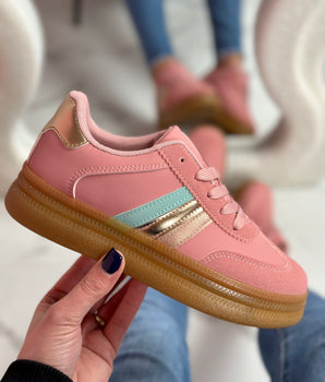 Fine Pink Sneaker