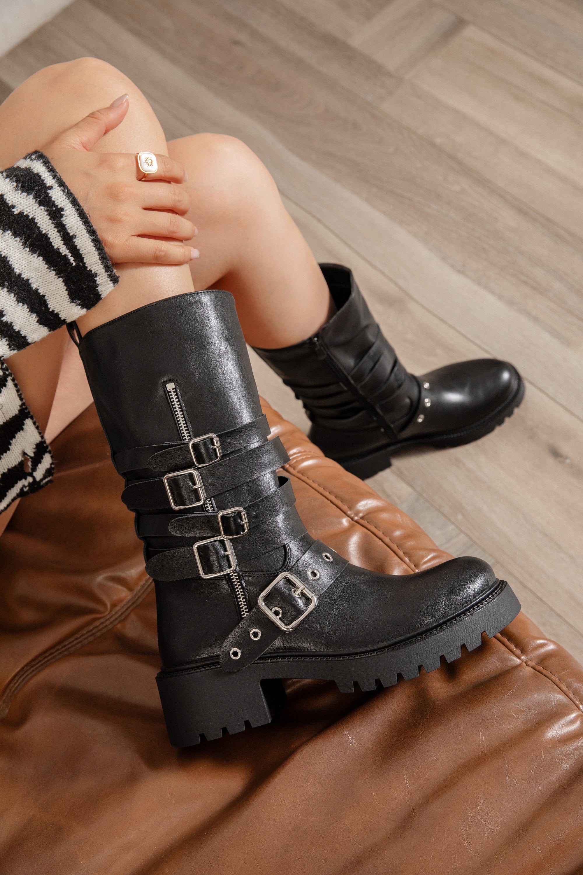 Tahira Black Boots