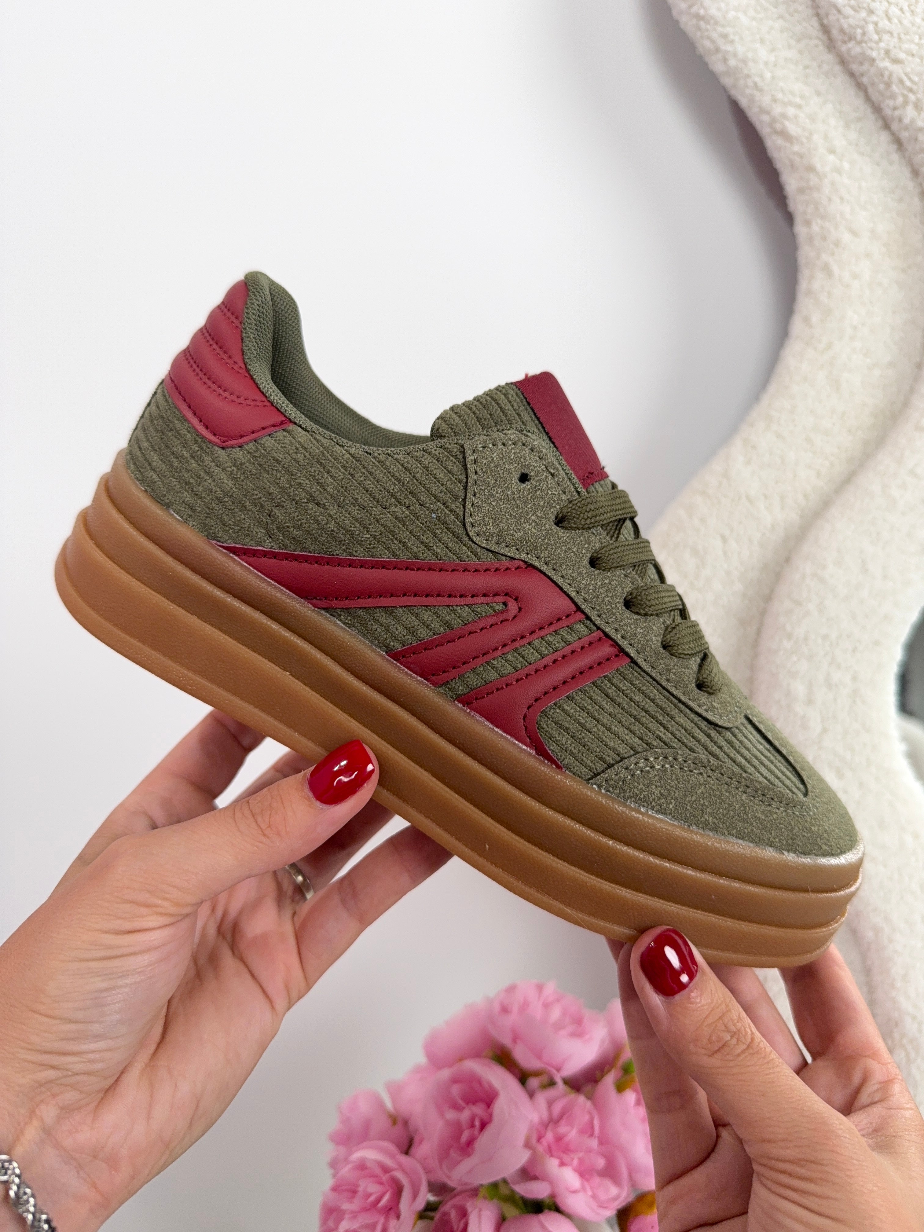 Regina Green Sneaker