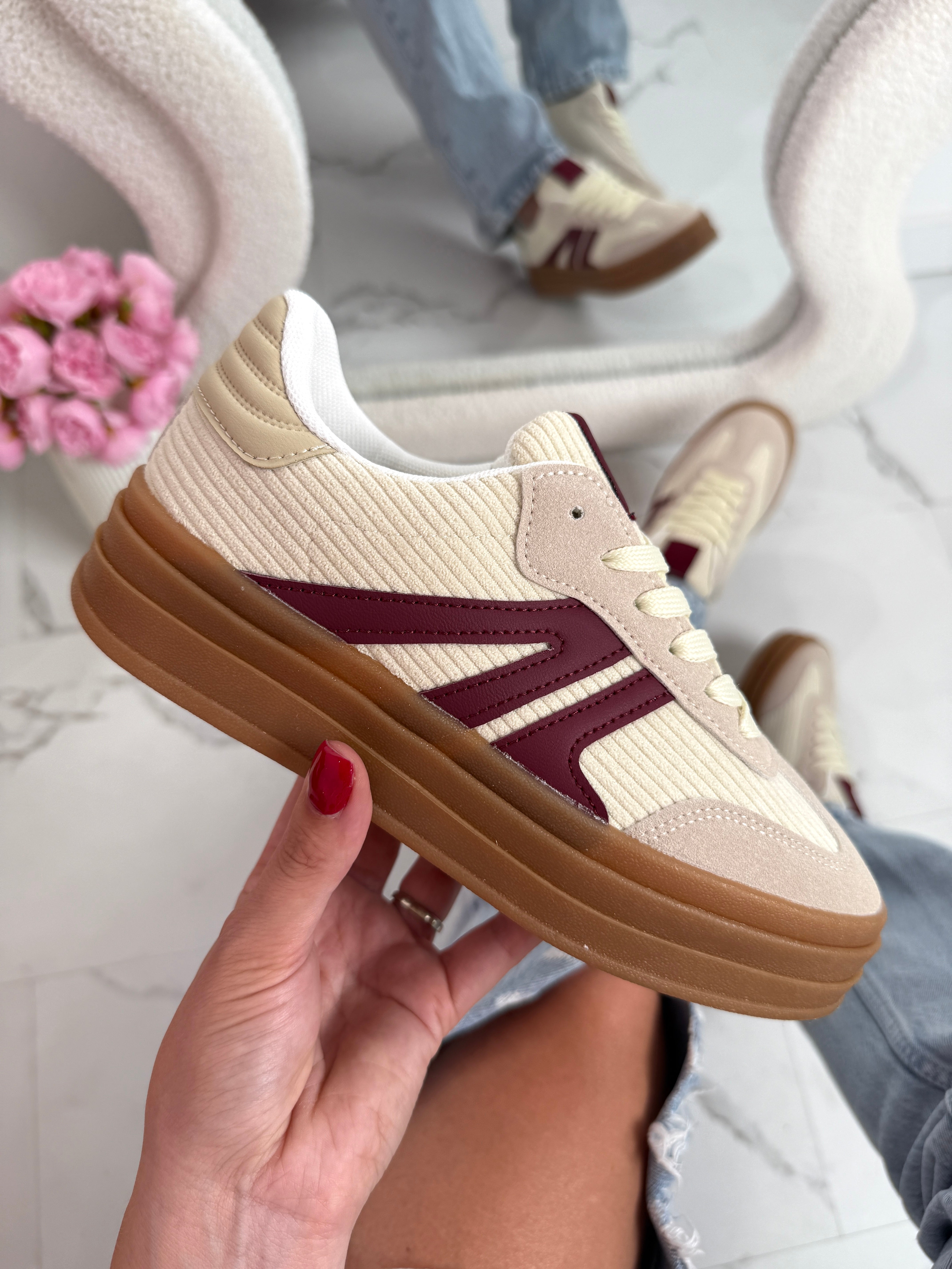 Regina Beige Sneaker