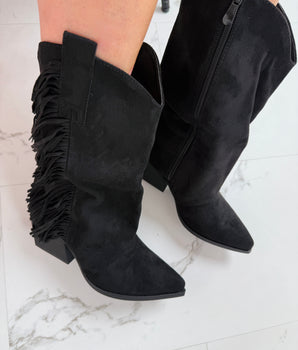 Cover Fringle Black Boots