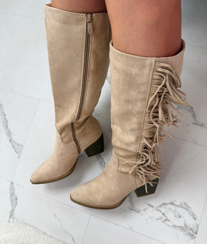 Viral Fringle Beige Boots