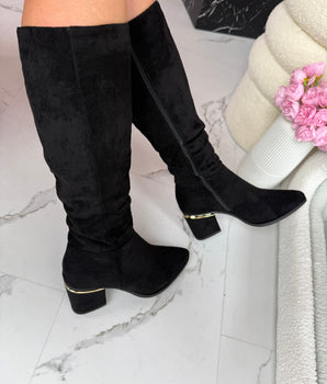 Farza Black Boots