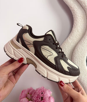 Karen Brown Sneaker