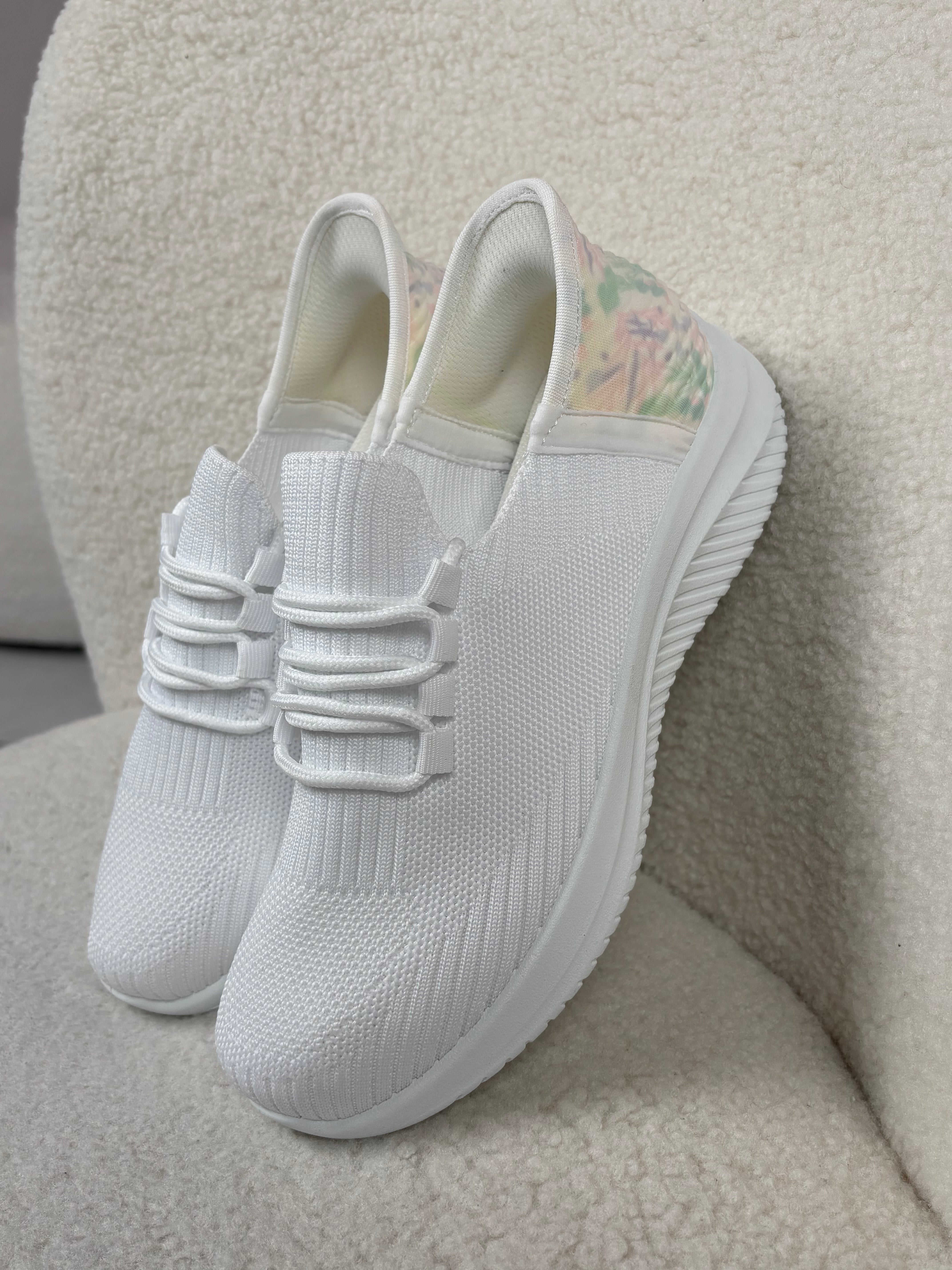 Demi White Sneaker