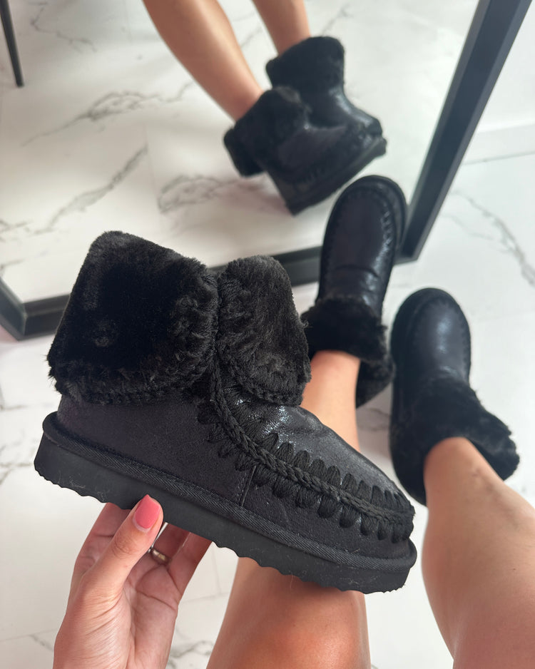 Semy Black Boots
